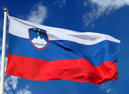 slovenska zastava