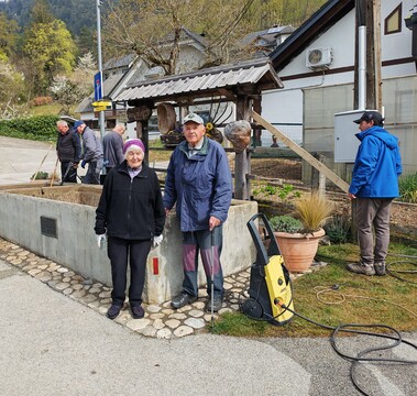 Najstarejša udeleženca čistilne akcije 