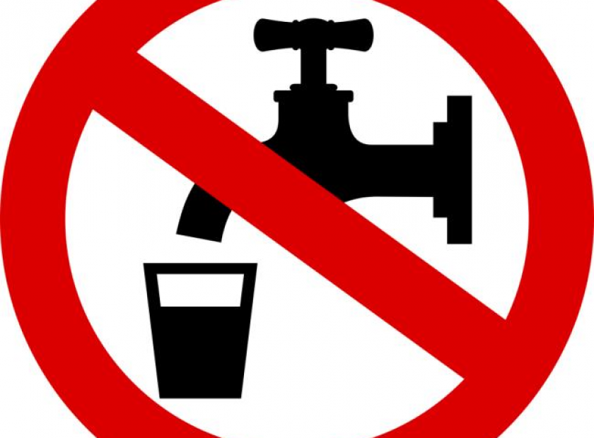 MOTENA OSKRBA Z VODO